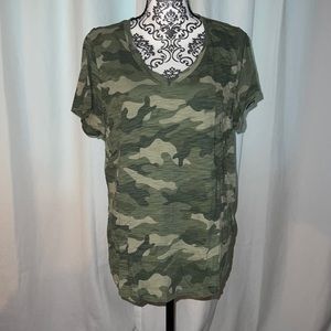 Green camo T-shirt